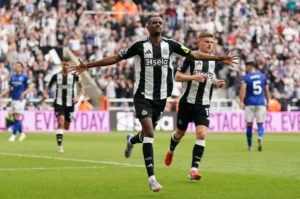 อิซัก-เชชโก้ ลุ้นหนัก