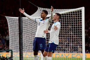 จู๊ด-โฟเด้น คัมแบ็ก